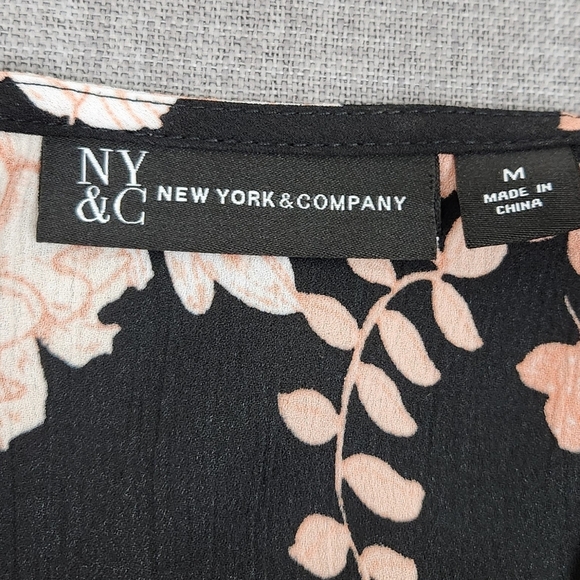 New York & Company Floral Print V Neck Blouse - Picture 6 of 9